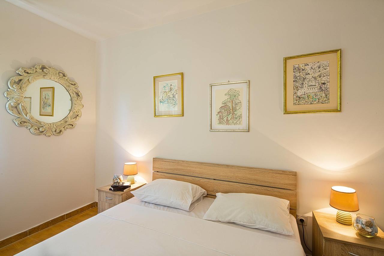 Apartment Srdanovic *